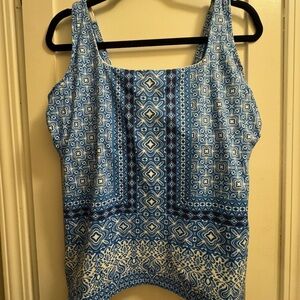 Lands End Swim Top Size 12  Blue White Floral Wide Straps Shelf Bra Underwire